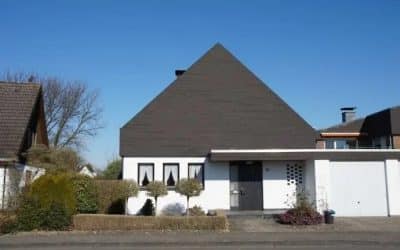Haus mit Garage und Garten in Giesenkirchen Nord